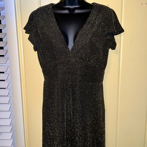 Altar'd State Black & Gold Sparkle Jumpsuit Flutter Sleeve Design Size M - Picture 4 of 15